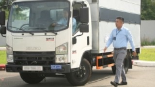 Dịch vụ vận chuyển đường bộ